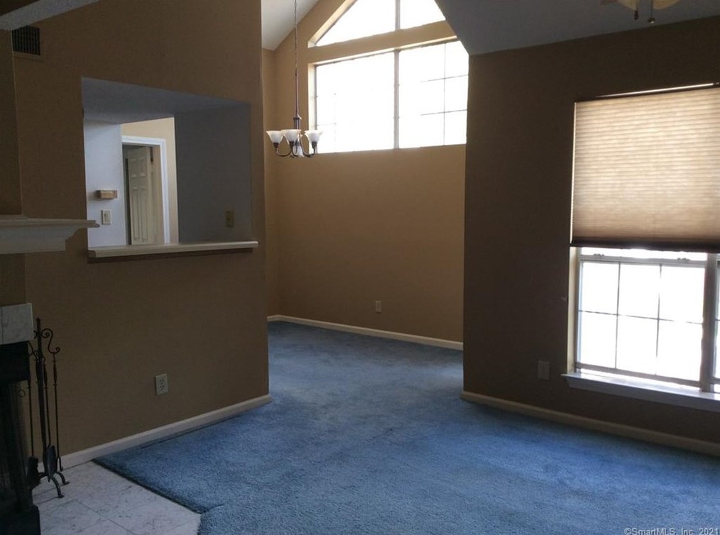 222 Carriage Crossing Ln #222, Middletown, CT 06457