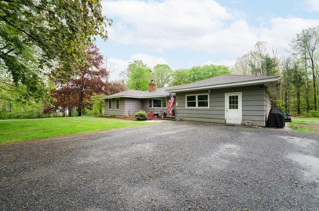 141 Christian Hill Rd, Higganum, CT 06441