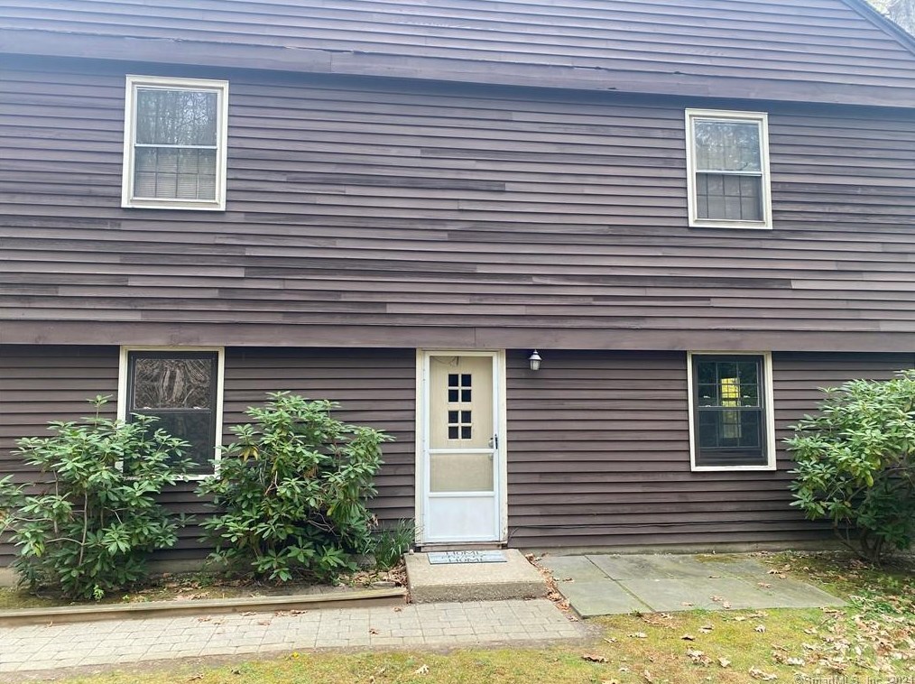 239 Old Farms Rd #16a, Avon, CT 06001