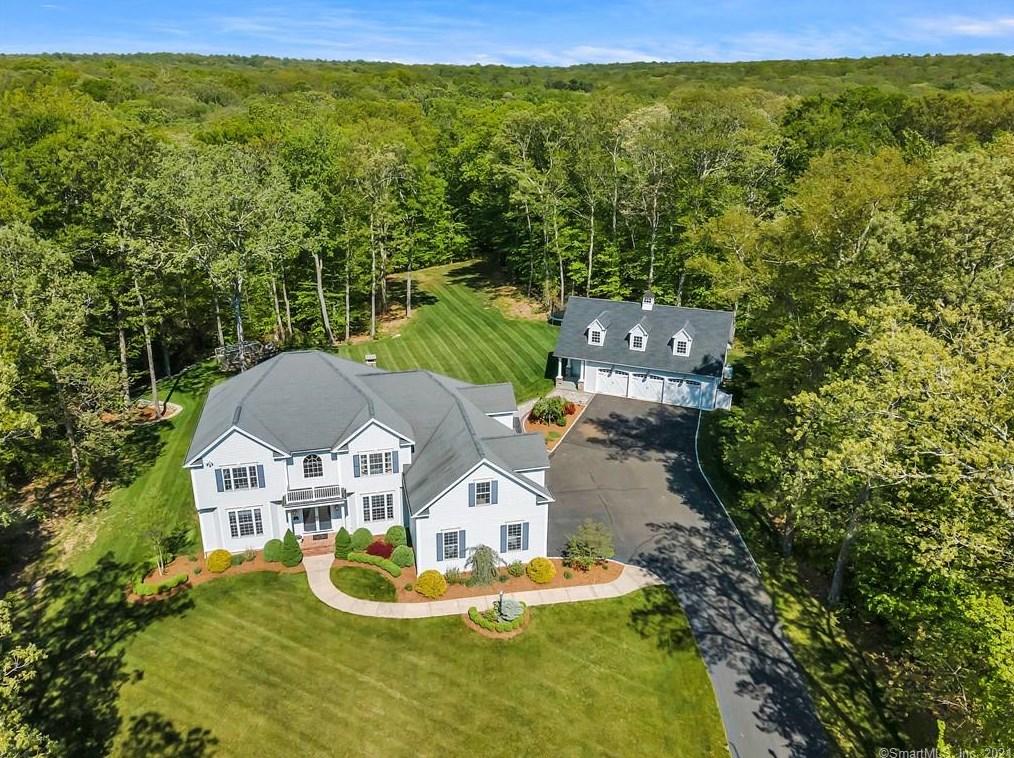 22 Surrey Ridge Rd, Deep River, CT 06419