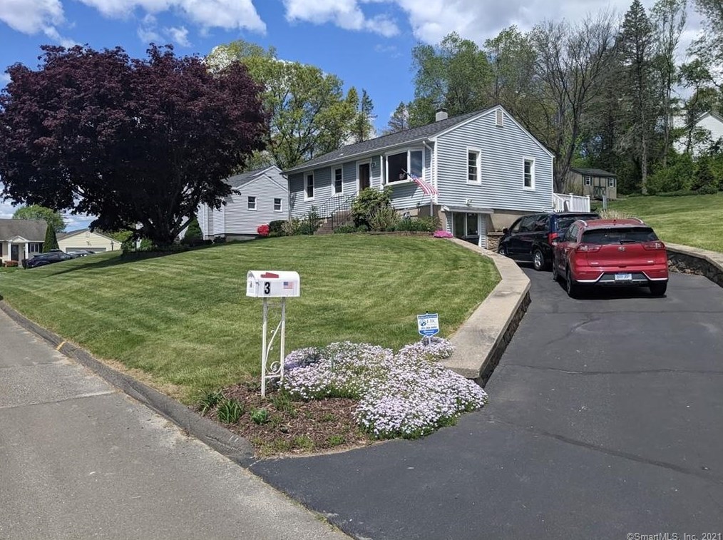 3 Ridge Rd, Derby, CT 06418