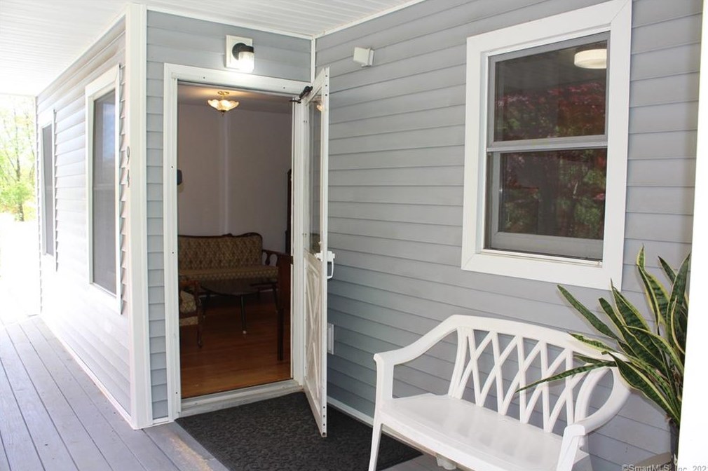 94 Hidden Knolls Cir #94, Upper Stepney, CT 06468