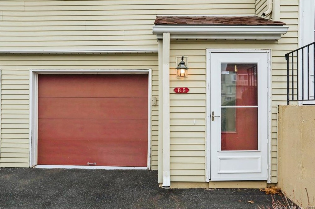 104 Coalpit Hill Rd Unit B5, Danbury, CT