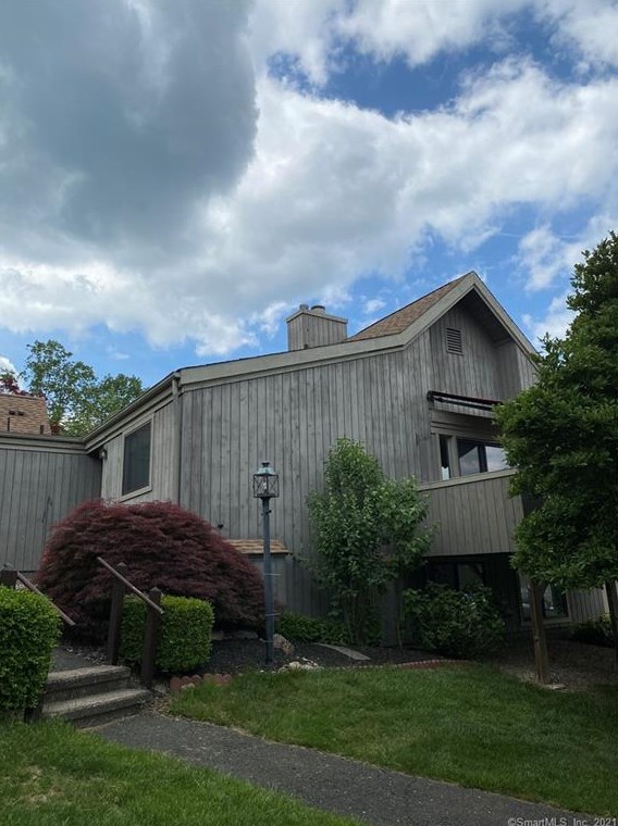228 Shoshoni Ln #a, Stratford, CT 06614