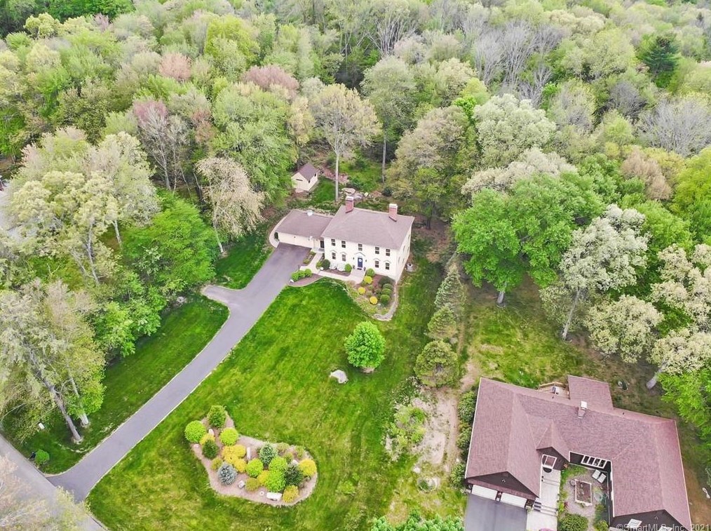 57 Chapman Dr, Glastonbury, CT 06033