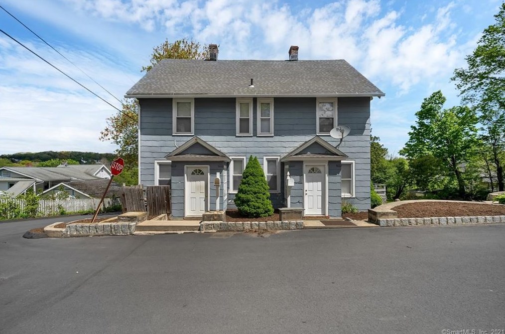 77 Nixon Ave, Union City, CT 06770
