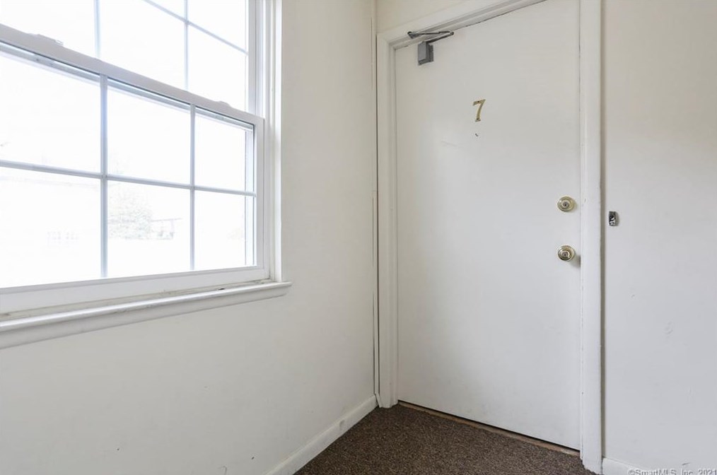 7 Village Walk #7, Wilton, CT 06897