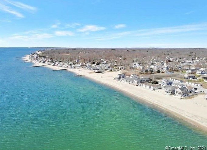 23 Columbus Ave, Lyme, CT 06371