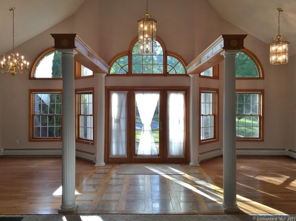 287 Thomaston Rd, Morris, CT 06763