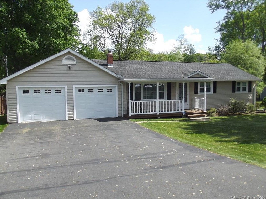 52 Ronda Dr, Wapping, CT 06074