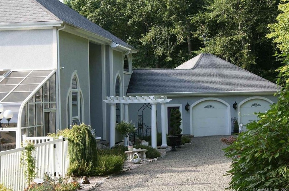 347 Route 148, Deep River, CT 06419