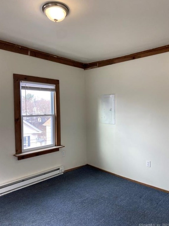 122 Willow St #3a, Meriden, CT 06450
