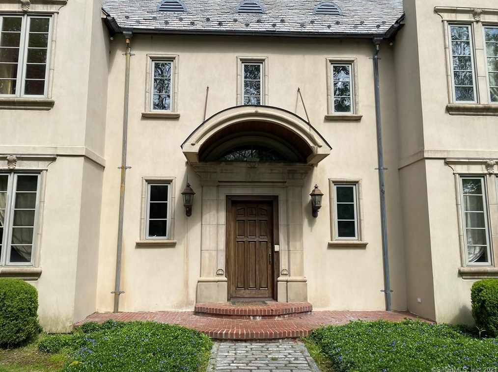 585 Round Hill Rd, Greenwich, CT 06831