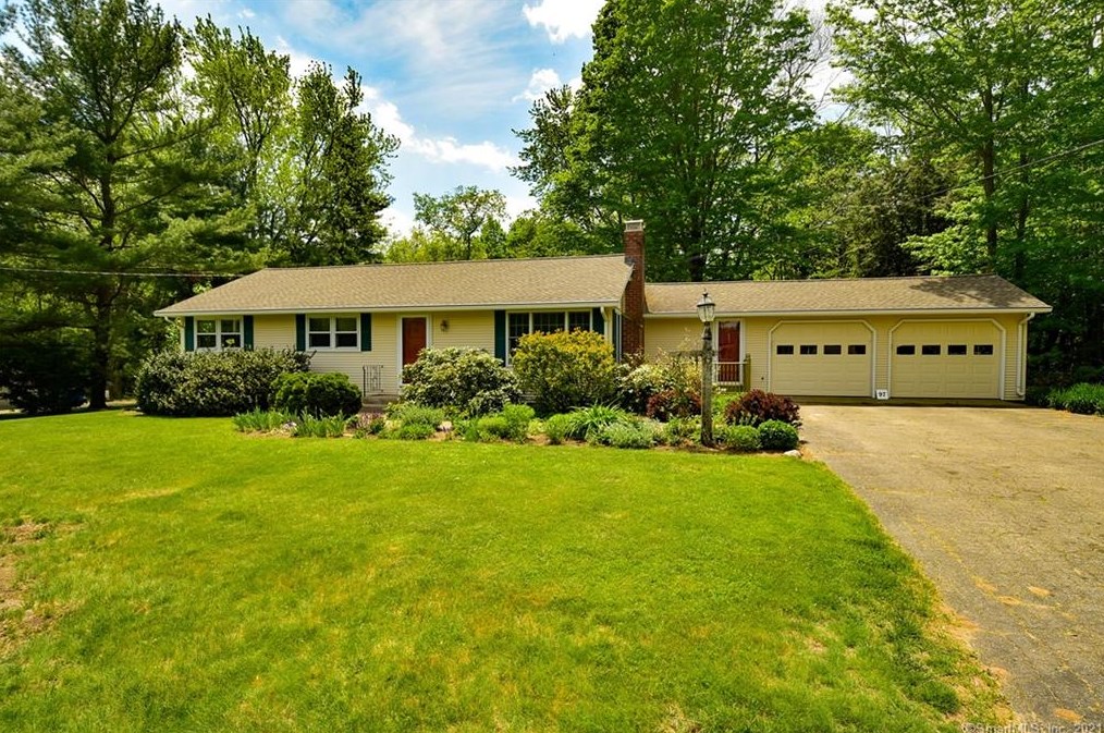 97 Kozley Rd, Tolland, CT 06084-2511