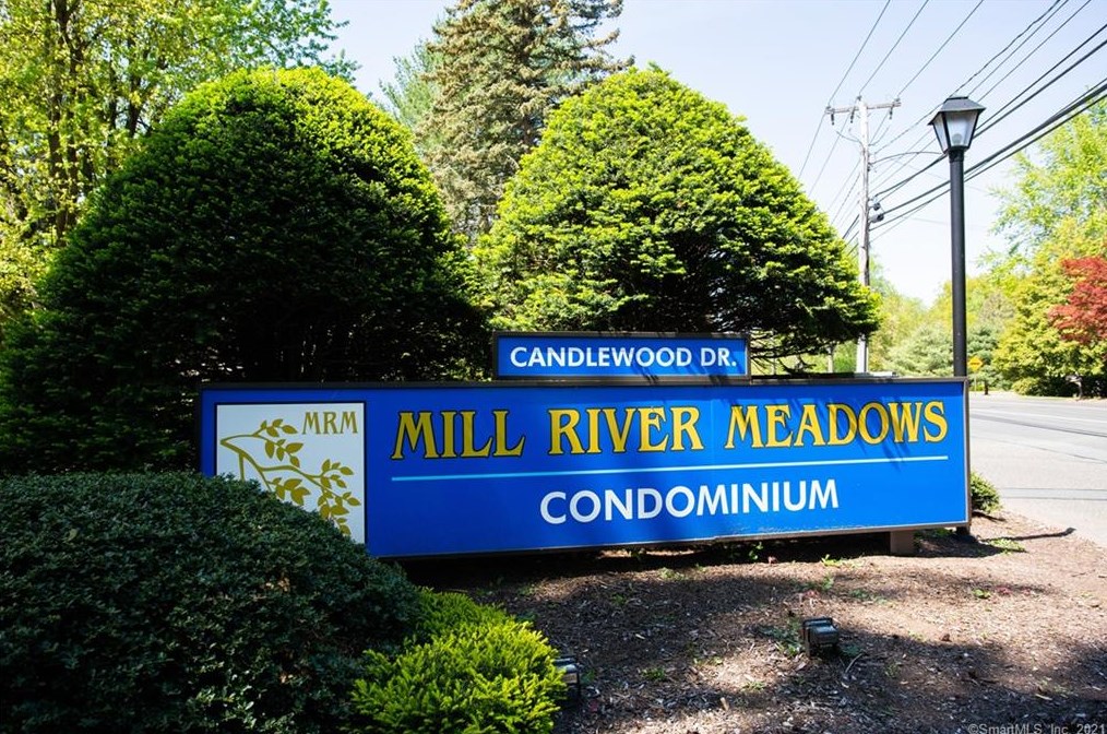 146 Candlewood Dr Unit 146, Wapping, CT
