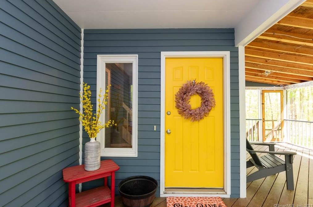 24 Karen Cir, Hebron, CT 06248