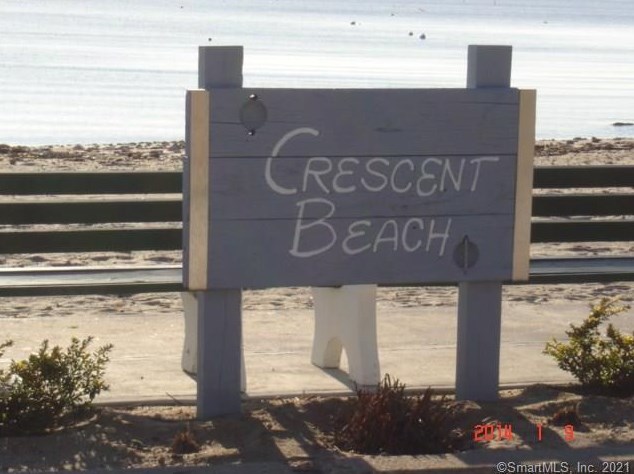 13 S Washington Ave, Niantic, CT 06357