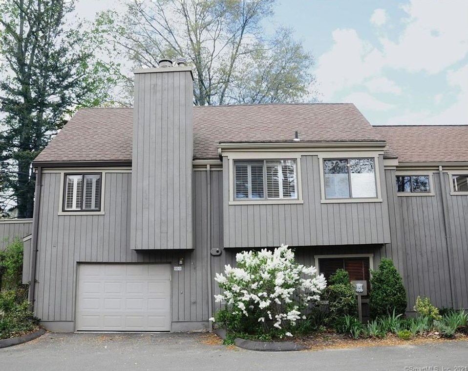 195 Bayfield Ln, Stratford, CT 06614-8181