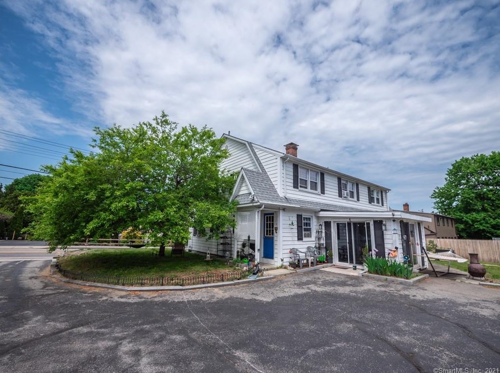 70 Slater Ave, Norwich, CT 06351