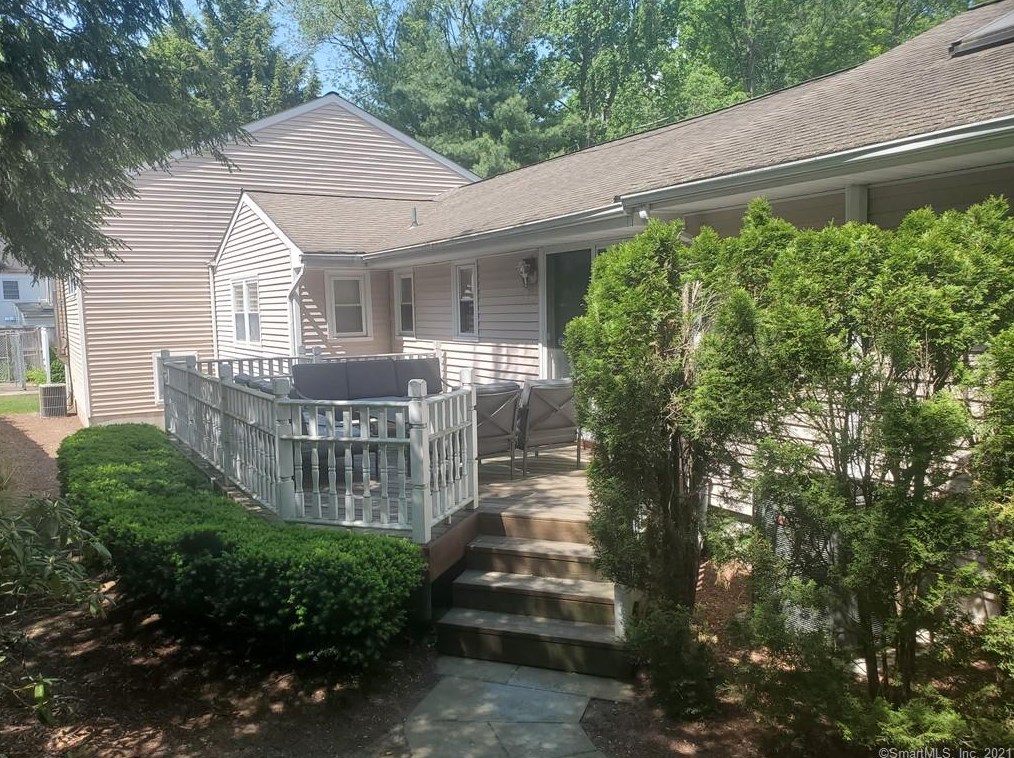 115 Parade Hill Rd # A, New Canaan, CT