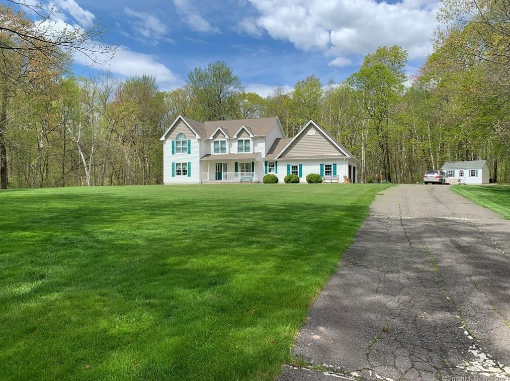 19 Birch View Dr, Ellington, CT 06029