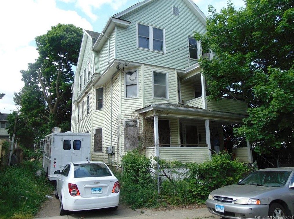 36 Rose St, Waterbury, CT 06704