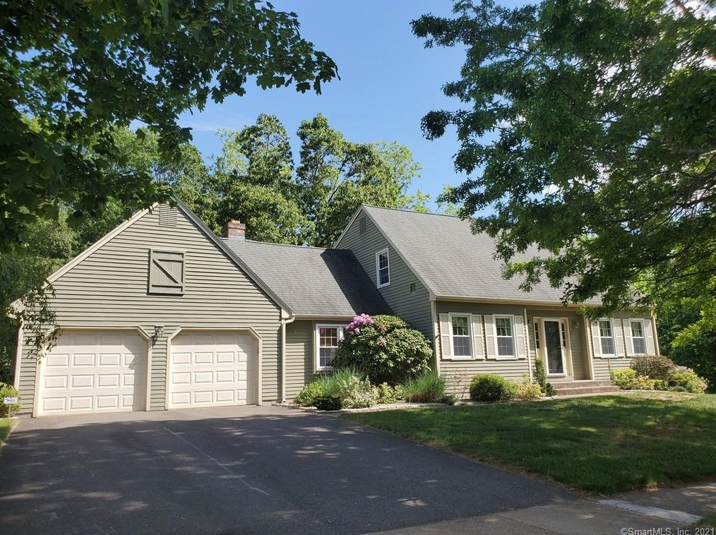 70 Beth Ann Cir, Meriden, CT 06450-7300