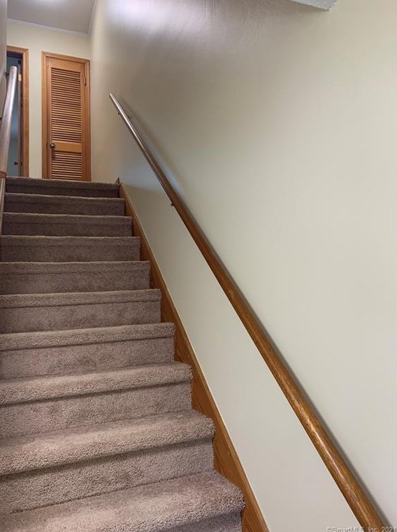 173 Kinney St, Torrington, CT 06790