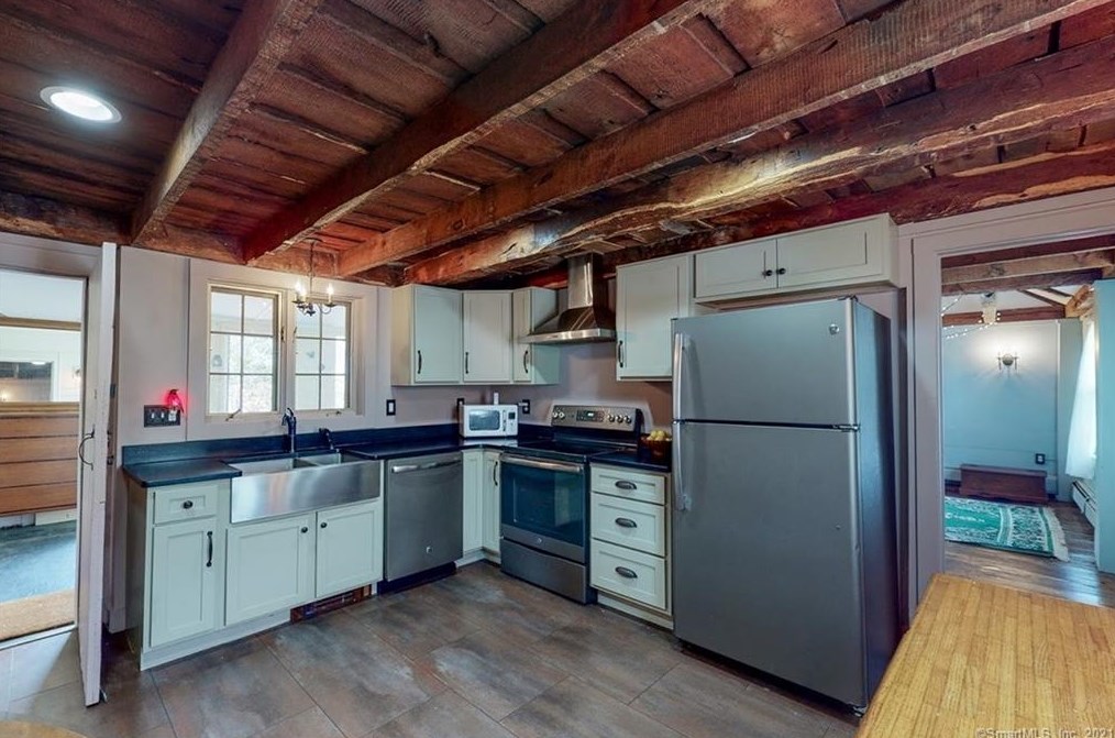 215 Tracy Rd, Killingly, CT 06241