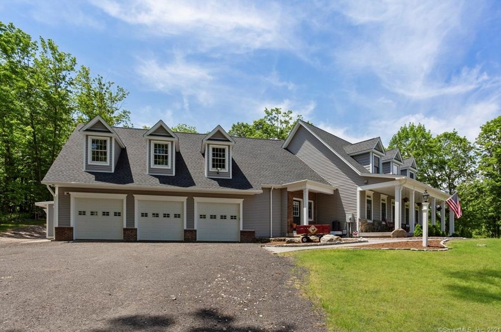 431 Gilead St, Hebron, CT 06248