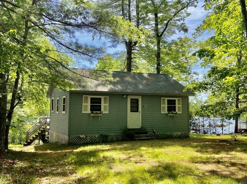 98 Lakeside Dr, Exeter, CT 06249