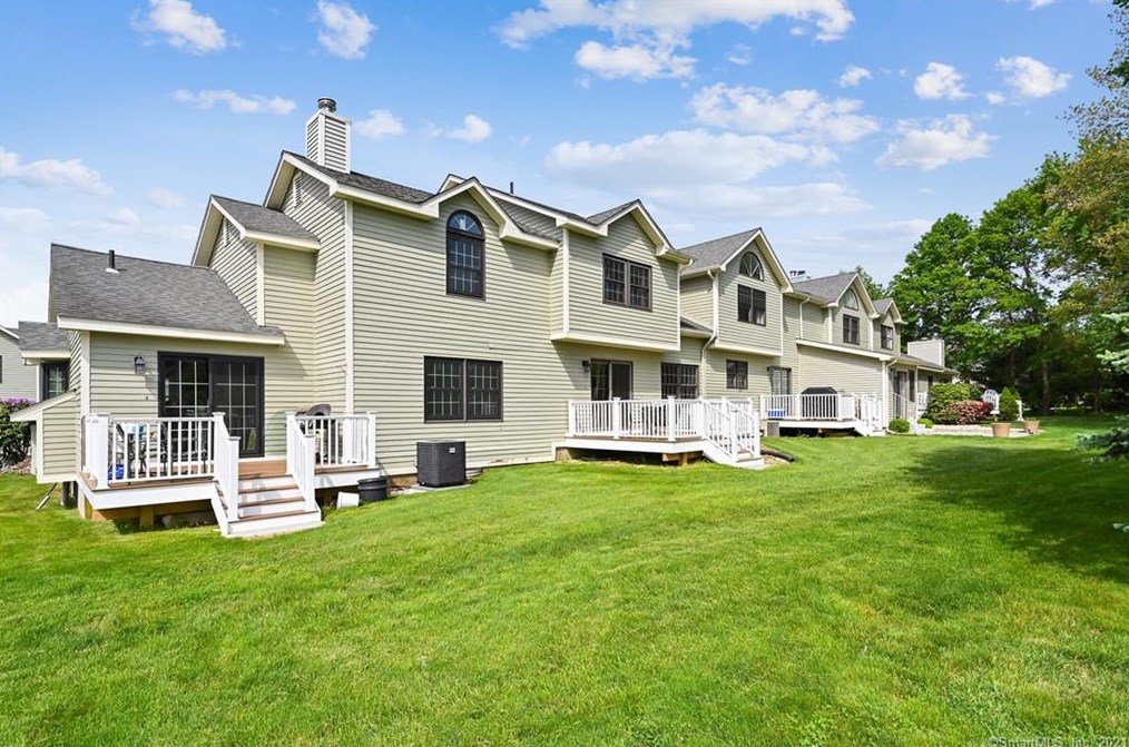 1004 Canterbury Ln #1004, Colchester, CT 06415