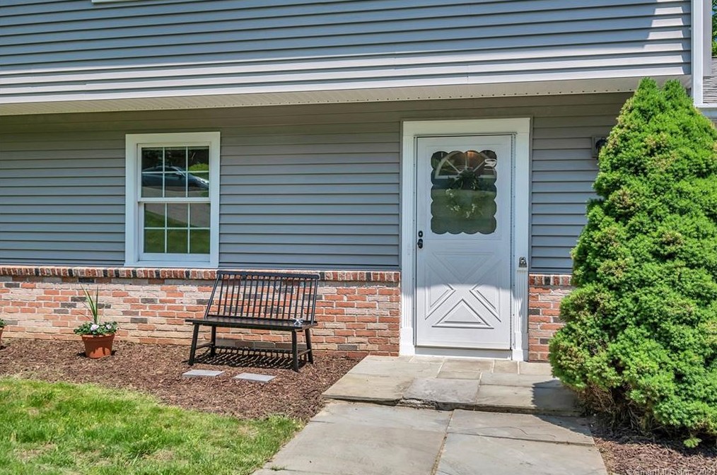29 Marcardon Ave, Ridgefield, CT 06877