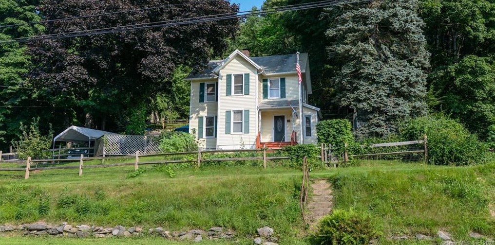 99 Jewett St, Ansonia, CT 06401