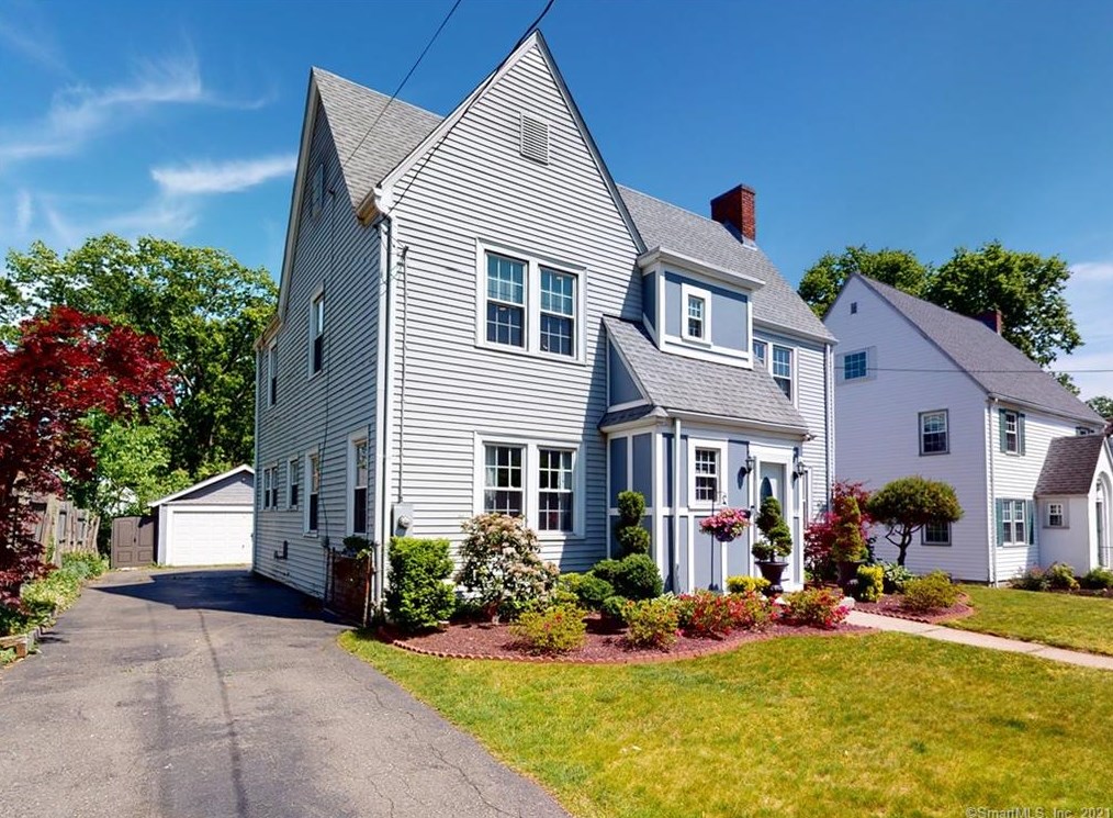 70 Highland St, Hartford, CT 06119-1323