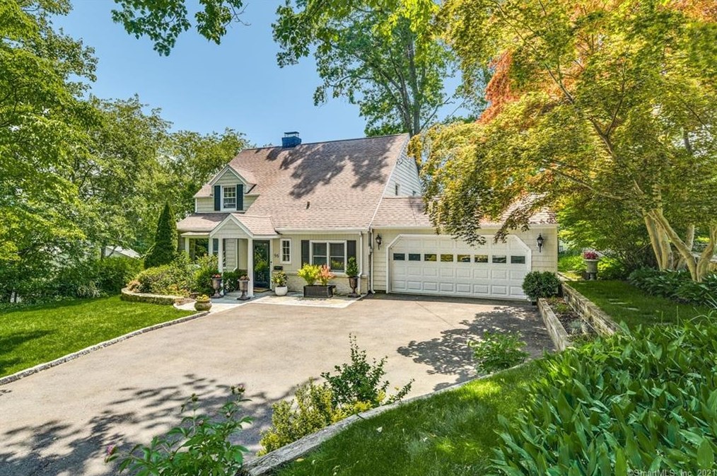 96 Turner Rd, Stamford, CT 06905