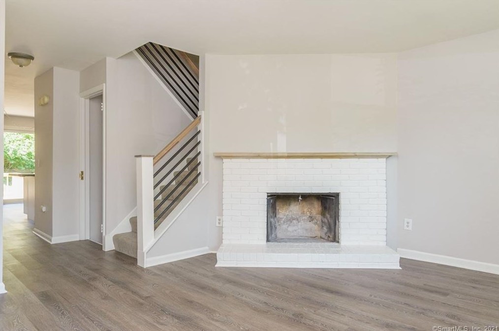 20 Chipmunk Terrace #20, Bethel, CT 06801