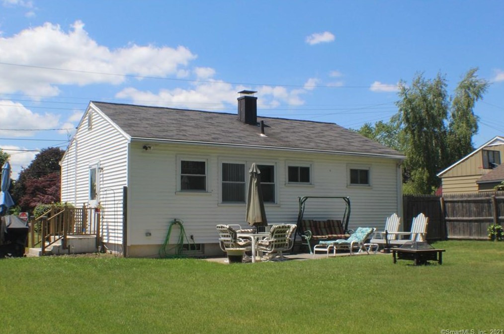 63 Sunset Dr, Derby, CT 06418