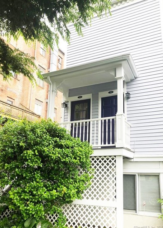 8 Haviland St, Norwalk, CT 06854