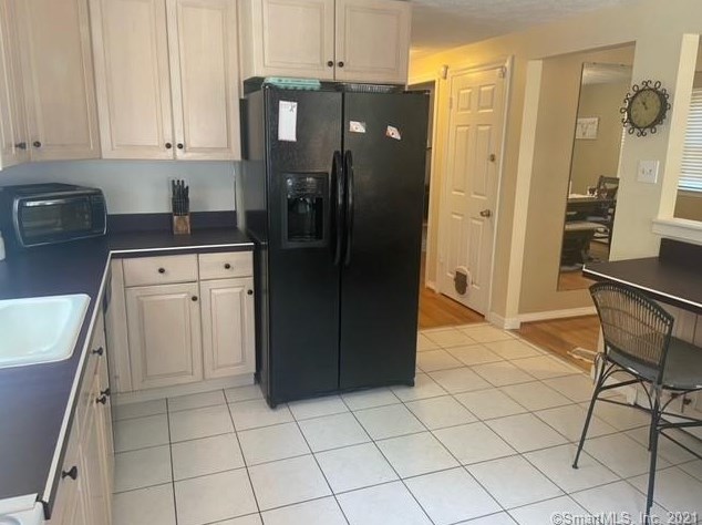 9 Impala Dr, Chestnut Hill CT  06226-1107 exterior
