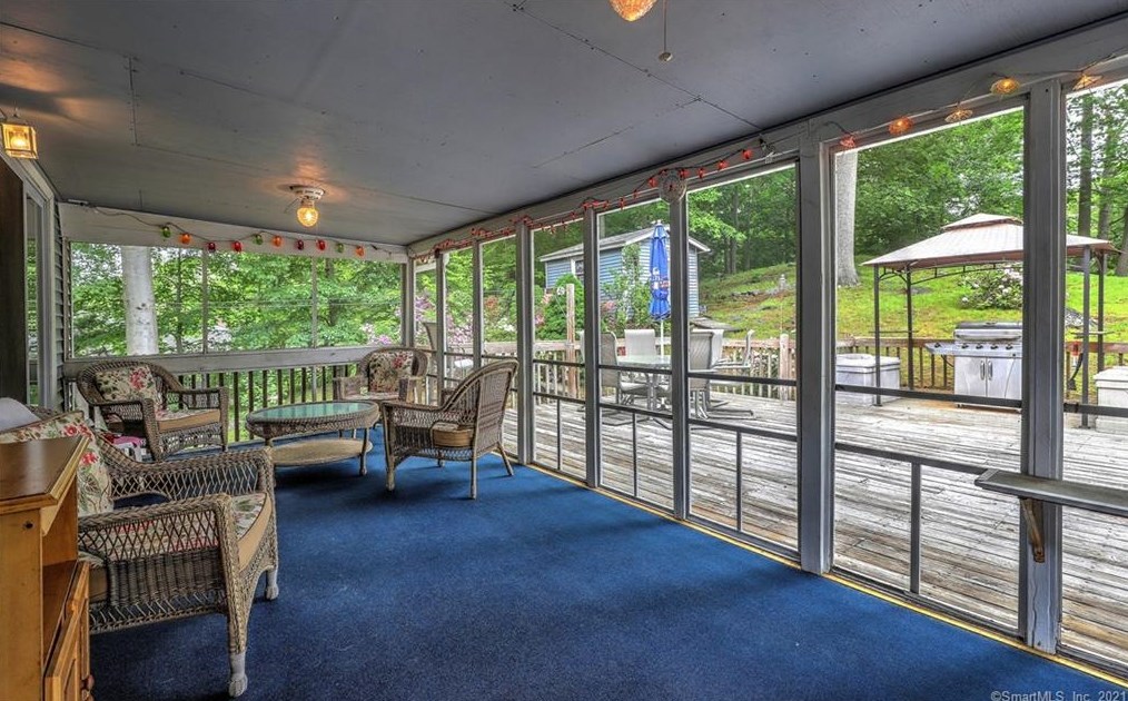48 W Rutland Rd, Milford, CT 06461