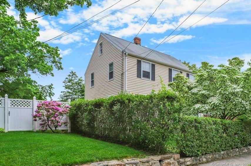 7 Weil St, Stamford, CT 06905