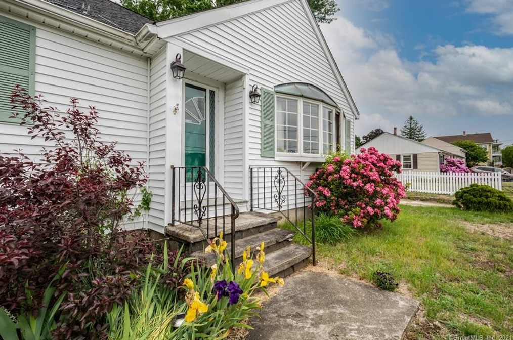 20 Reardon Rd, Fabyan, CT 06255