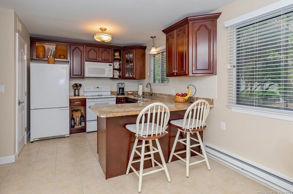 865 Heritage Village #a, Southbury, CT 06488