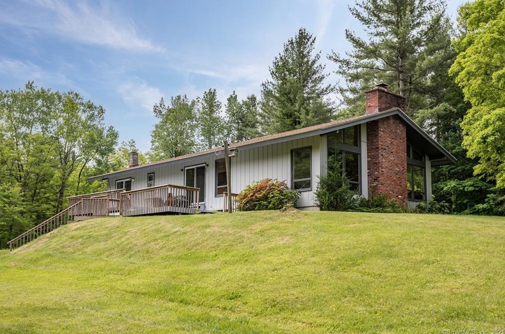 231 Route 63, Canaan, CT 06031