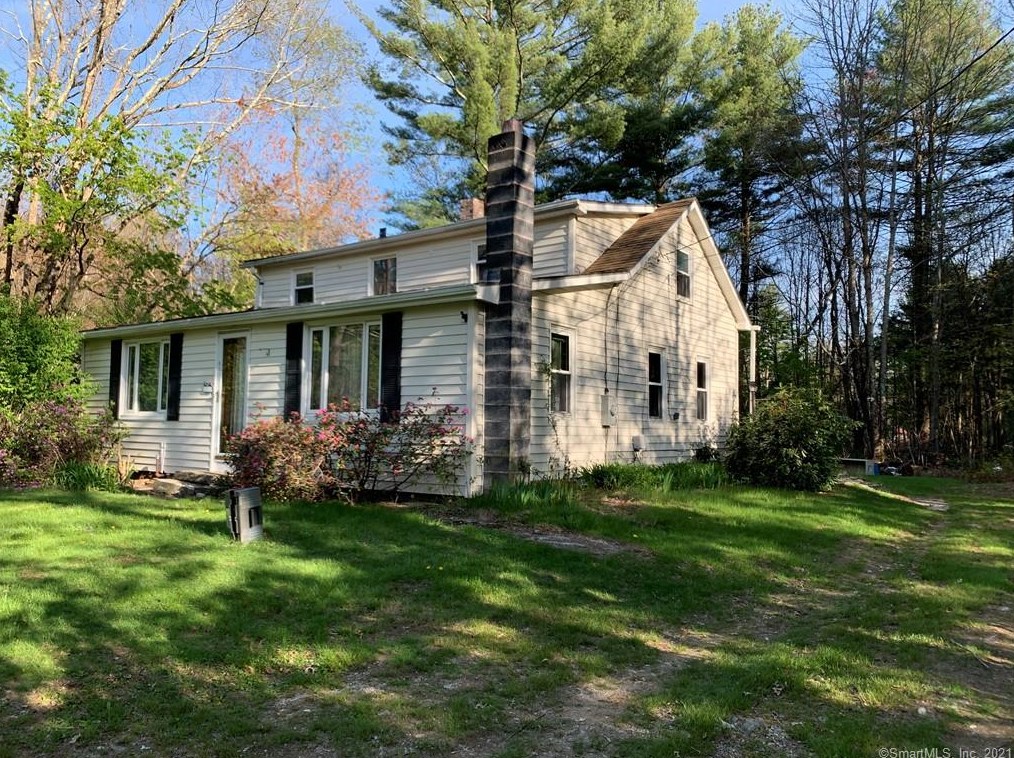 81 Porter Plain Rd, Thompson, CT 06277