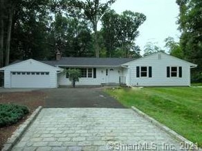 15 Evergreen Dr, Bethel, CT 06801