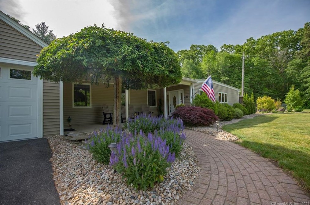 467 Somers Rd, Ellington, CT 06029