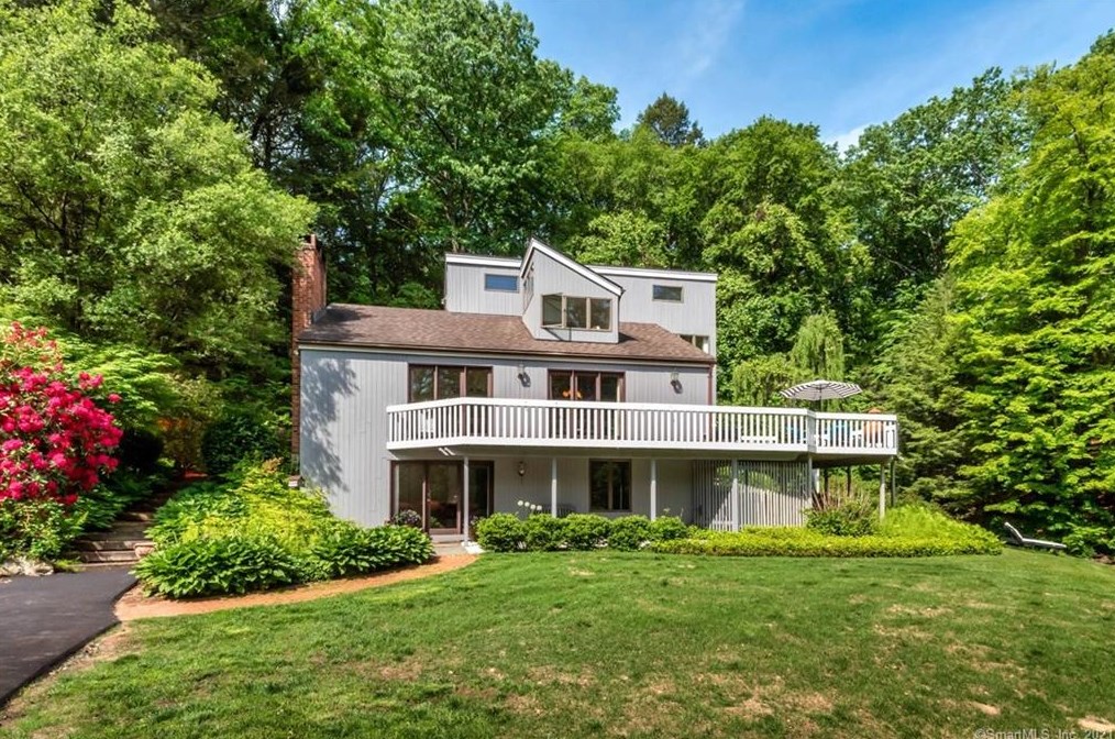 41 Shingle Mill Rd, Simsbury, CT 06092