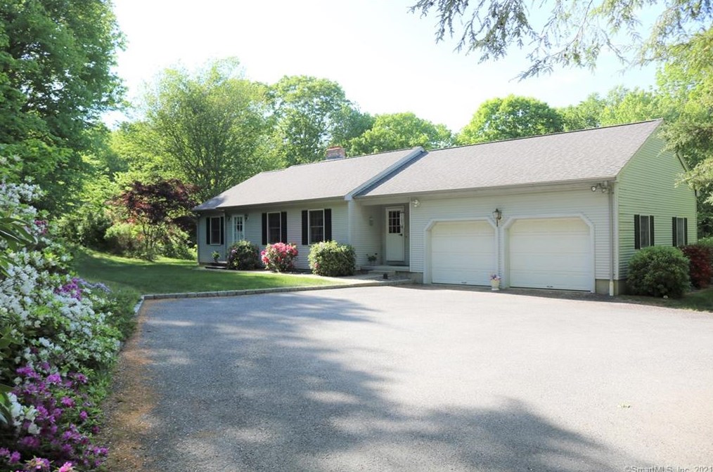 291 Bozrah St, Bozrah, CT 06334